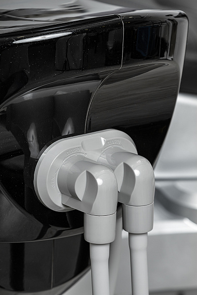 Стоматологическая установка Safety M2+ верхняя подача с 24-диодным светильником - Фото 13