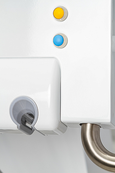 Стоматологическая установка Safety M2 с подкатным блоком с 24-диодным светильником - Фото 8